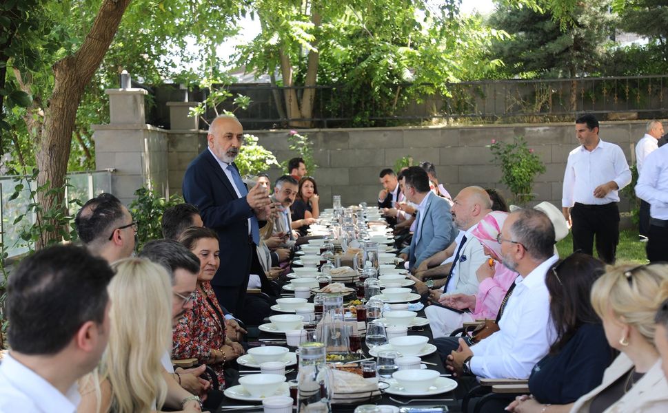 CEO Platformu heyeti Diyarbakır'da